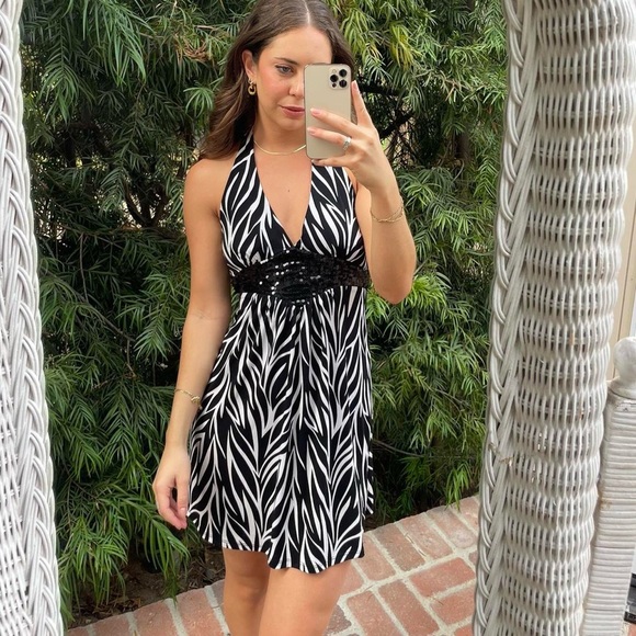 Y2K kiwi Zebra print halter dress with sequin belt size small - Picture 3 of 6